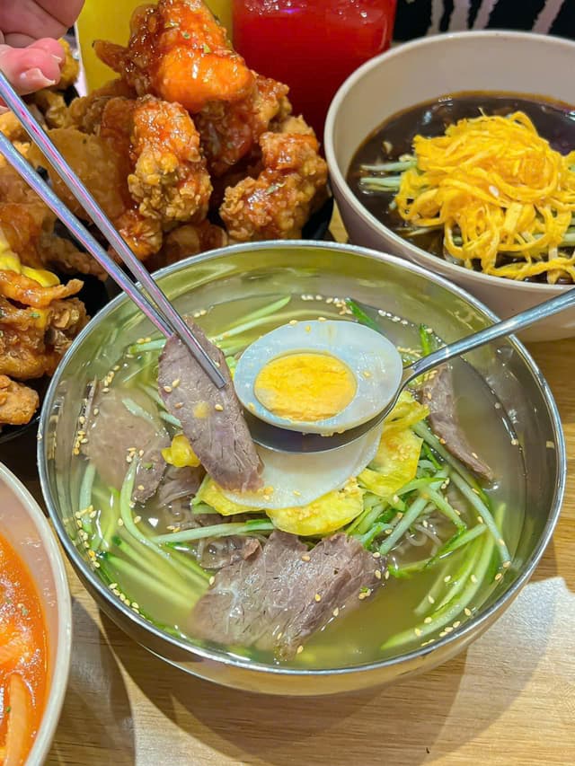 Mỳ Lạnh Hàn Quốc