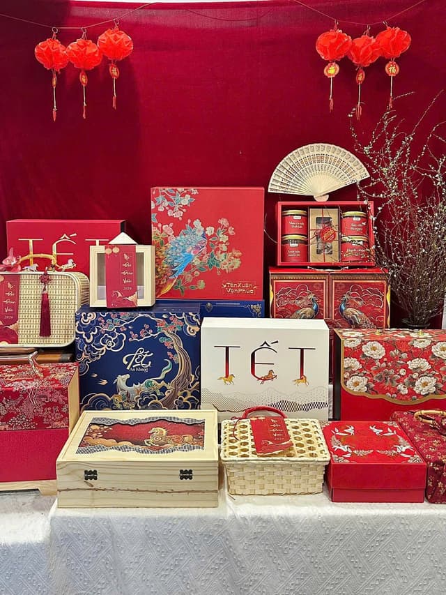 SET QUÀ TẾT GIỎ TRE